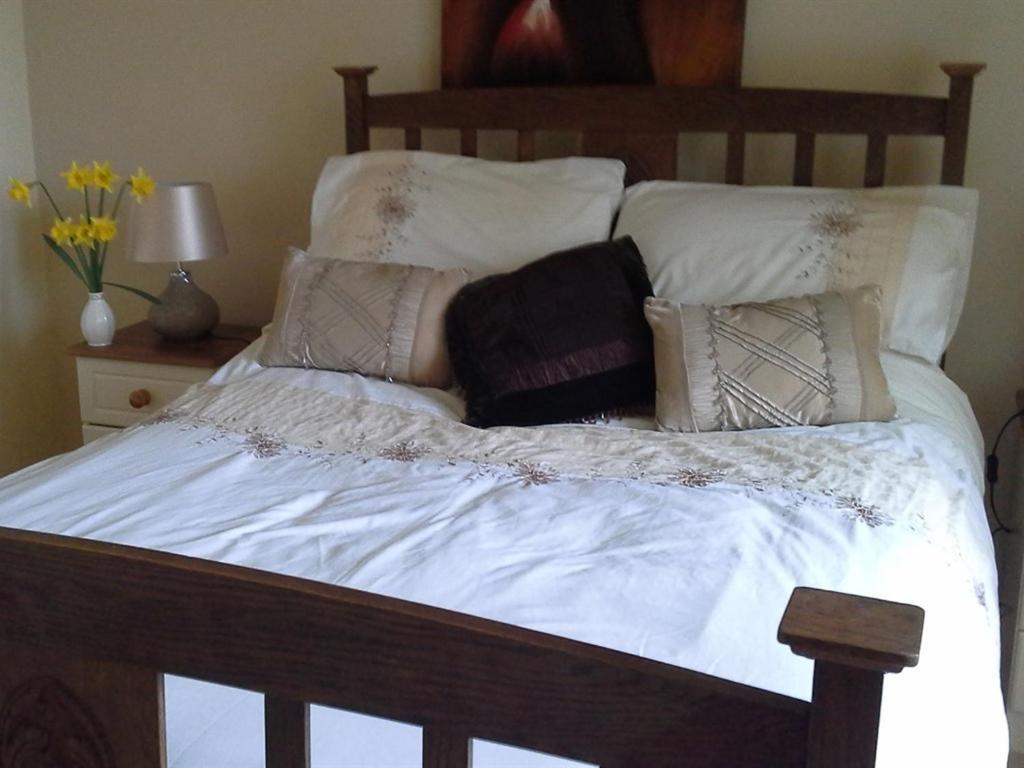 Blossom Hill Bed And Breakfast Killaloe Exterior photo