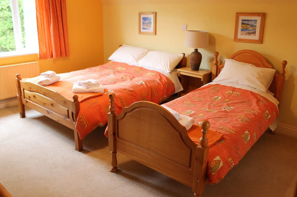 Blossom Hill Bed And Breakfast Killaloe Exterior photo